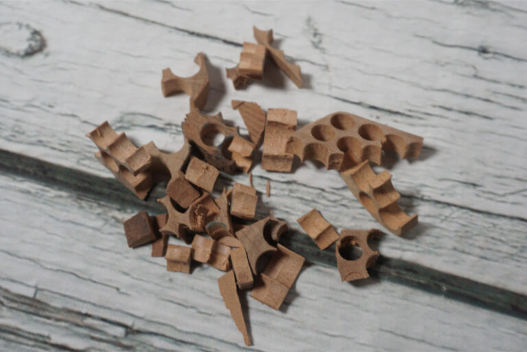 What Does Sandalwood Smell Like? Reed's Handmade Incense